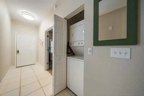 4244 Central Sarasota Parkway Sarasota FL 34238