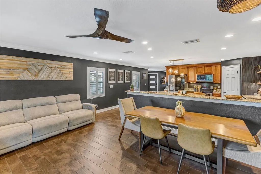 6812 S Kissimmee Street Tampa FL 33616