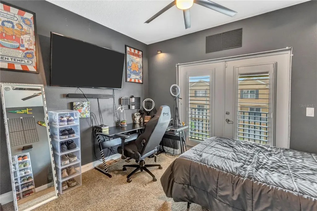 6812 S Kissimmee Street Tampa FL 33616