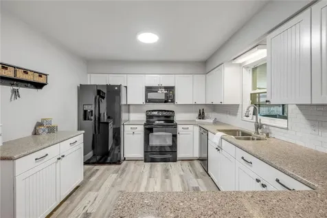 117 Crooked Pine Drive Sanford FL 32773