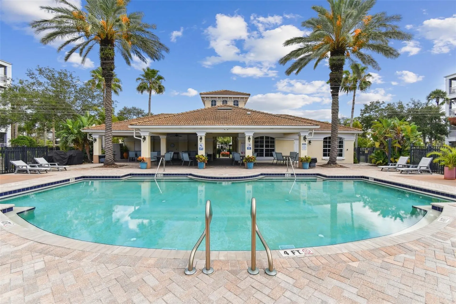 7903 Seminole Boulevard Seminole FL 33772