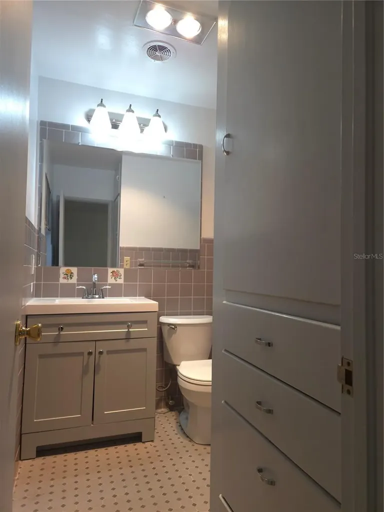106 15th Street Belleair Beach FL 33786
