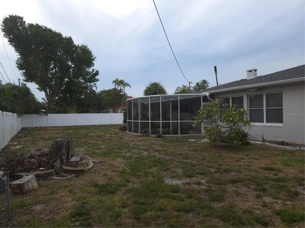 106 15th Street Belleair Beach FL 33786