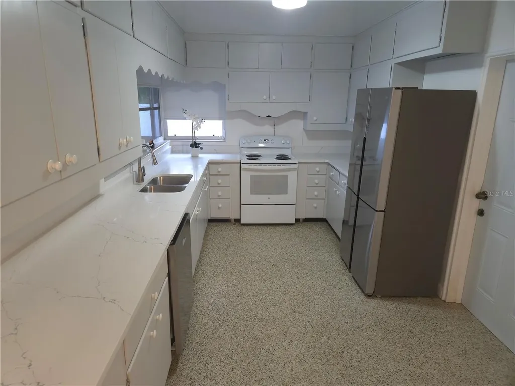 106 15th Street Belleair Beach FL 33786