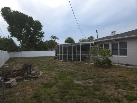 106 15th Street Belleair Beach FL 33786