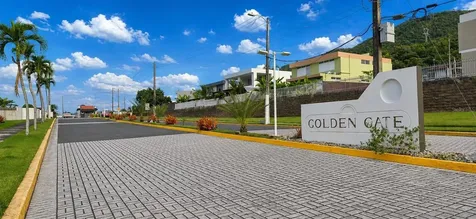 Calle G #P15 Golden Gate Ii Caguas PR 00725