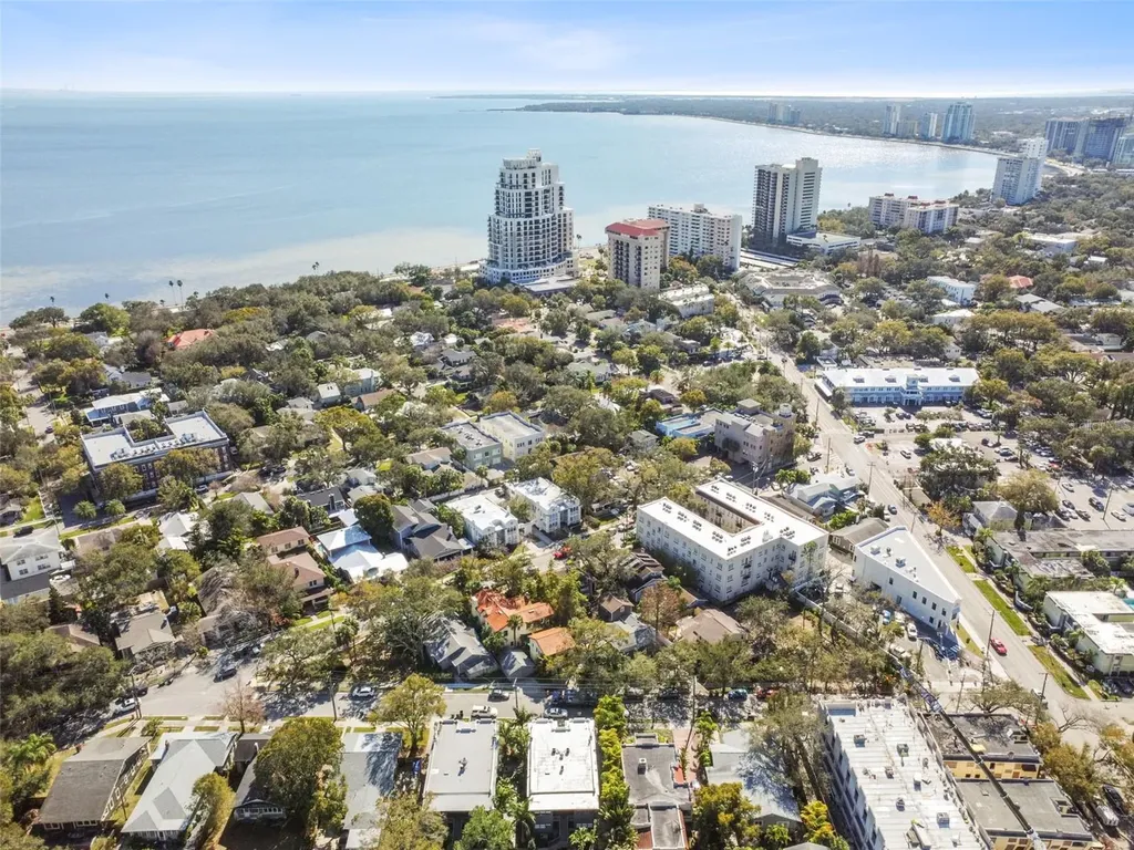 2111 W Southview Avenue Tampa FL 33606