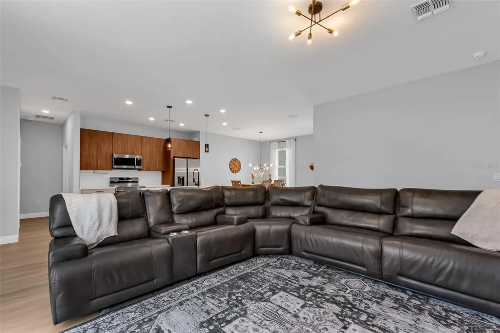 22561 Alcorn Avenue Port Charlotte FL 33952