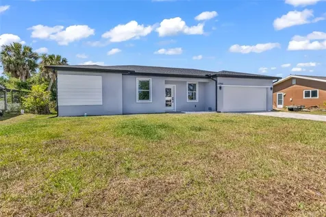 22561 Alcorn Avenue Port Charlotte FL 33952