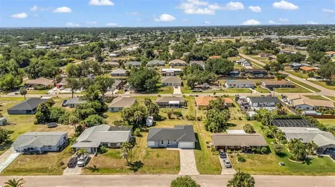 22561 Alcorn Avenue Port Charlotte FL 33952