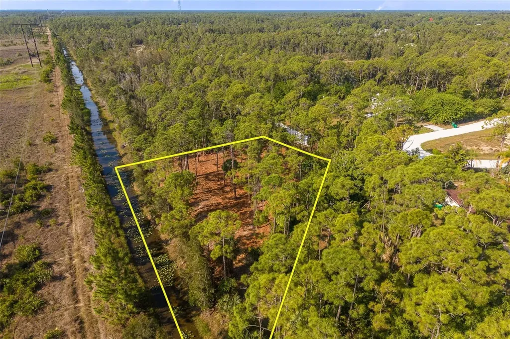 12428 Caravan Drive Punta Gorda FL 33955