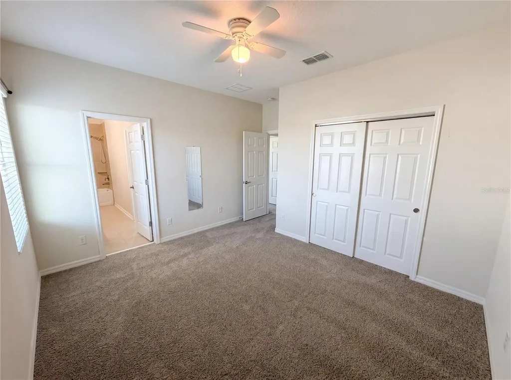 1811 Henley Street Magnolia Square FL 34771