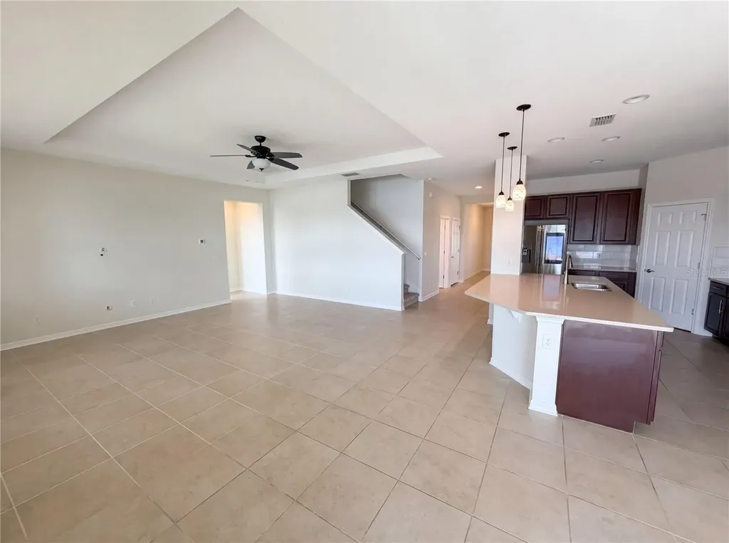 1811 Henley Street Magnolia Square FL 34771