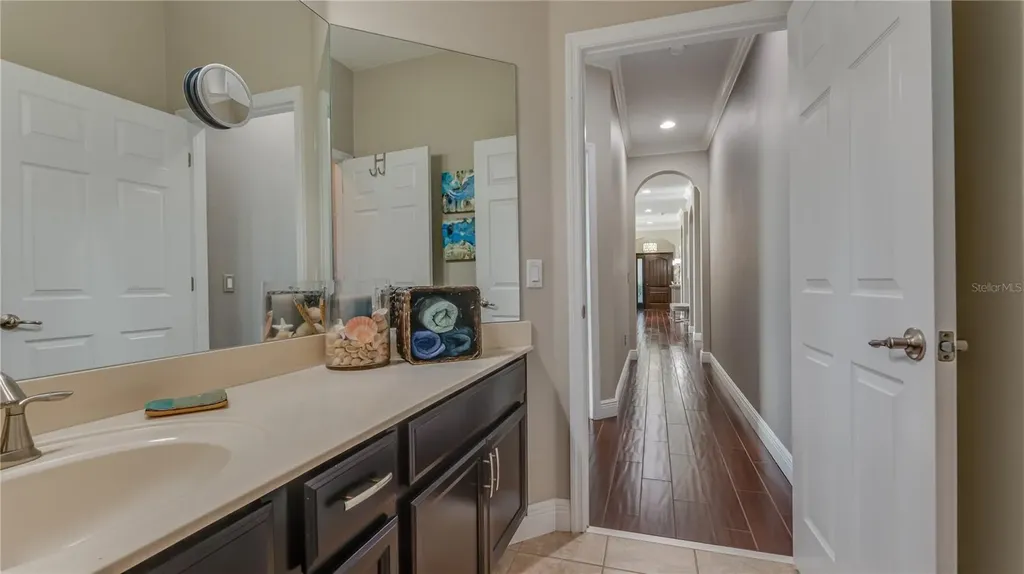 105 Mobbly Bay Drive Oldsmar FL 34677