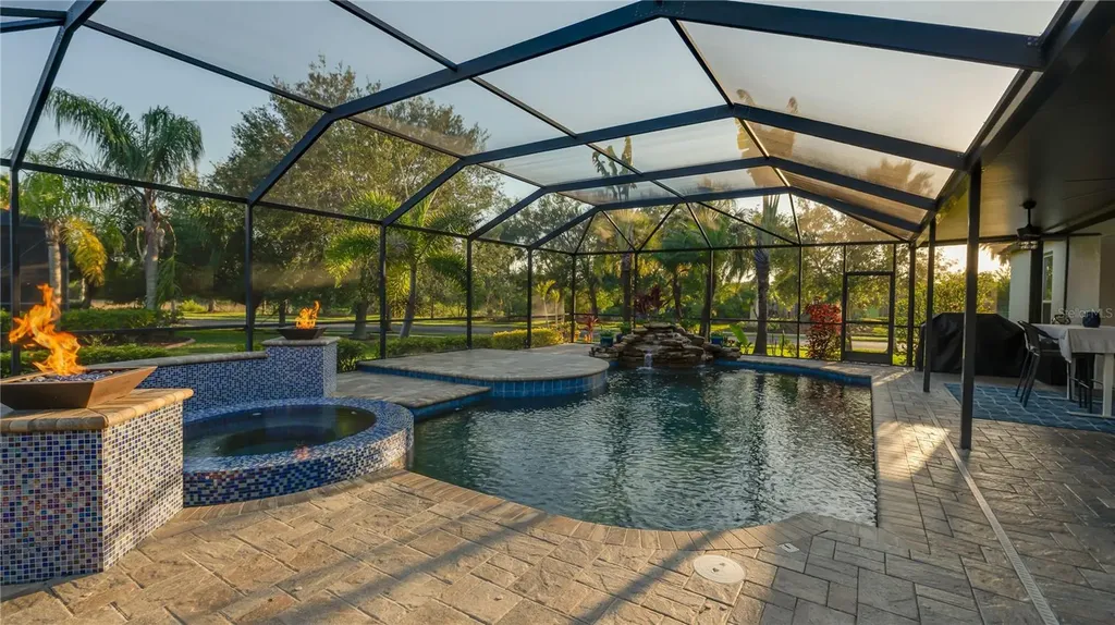 105 Mobbly Bay Drive Oldsmar FL 34677