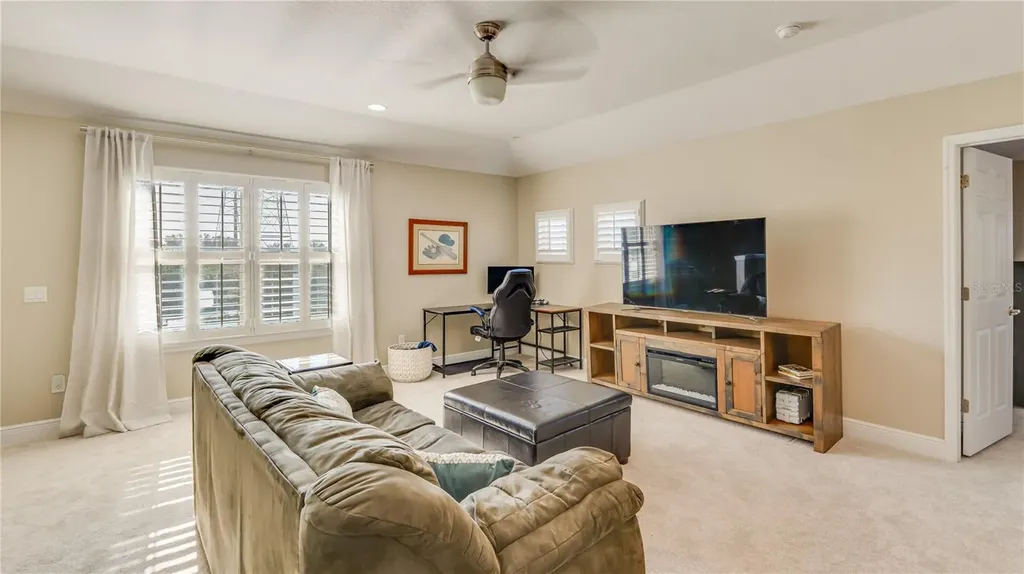 105 Mobbly Bay Drive Oldsmar FL 34677