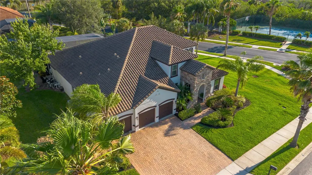 105 Mobbly Bay Drive Oldsmar FL 34677