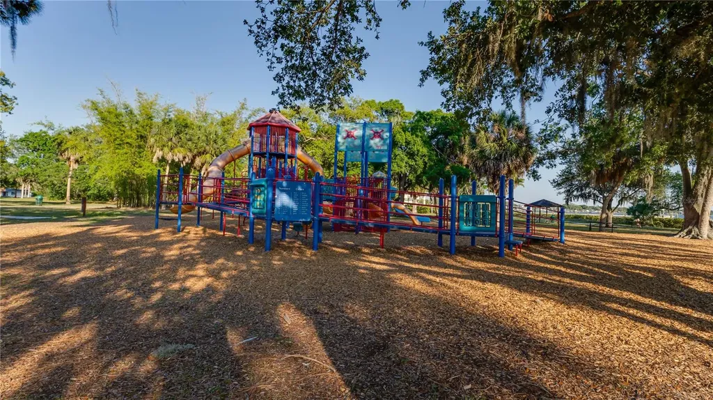 105 Mobbly Bay Drive Oldsmar FL 34677