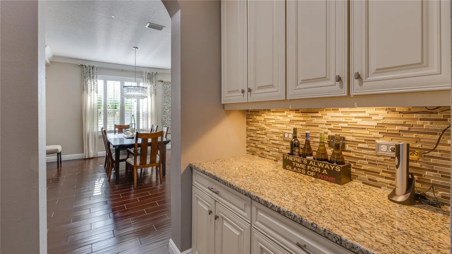 105 Mobbly Bay Drive Oldsmar FL 34677