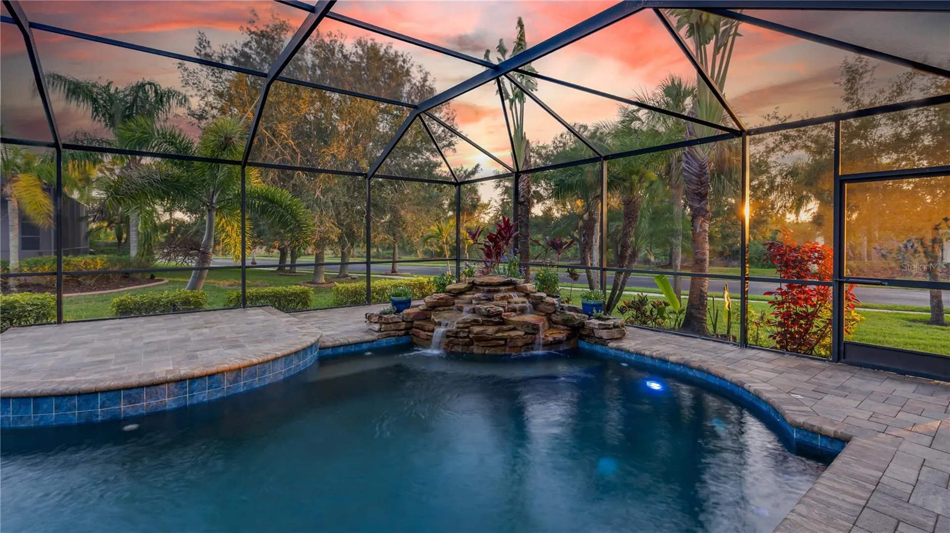 105 Mobbly Bay Drive Oldsmar FL 34677