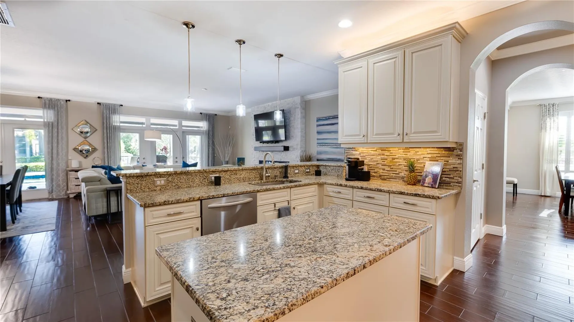 105 Mobbly Bay Drive Oldsmar FL 34677