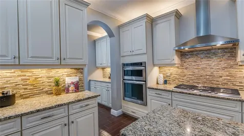 105 Mobbly Bay Drive Oldsmar FL 34677