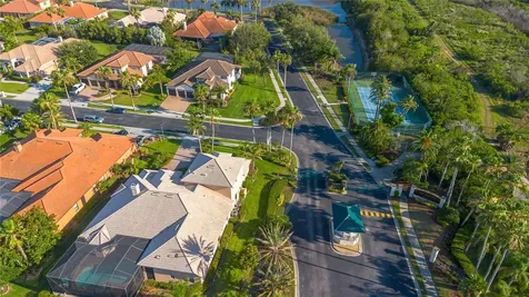 105 Mobbly Bay Drive Oldsmar FL 34677