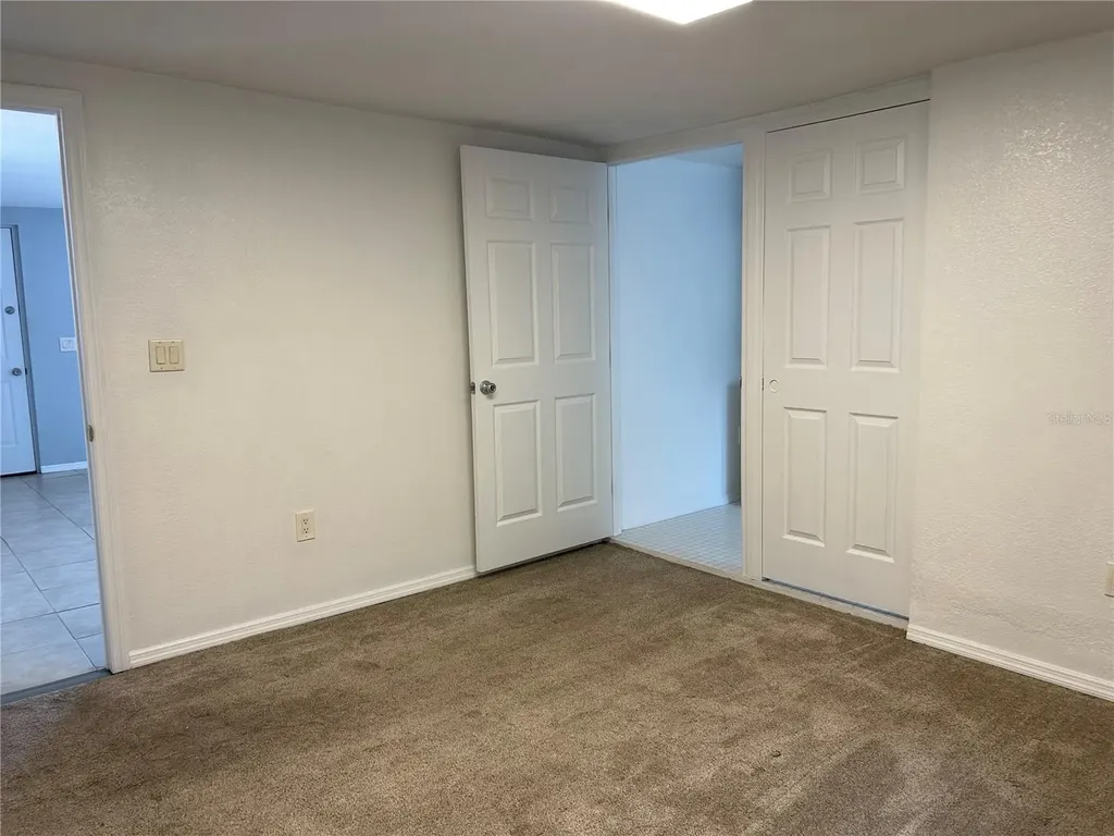39029 1/2 Kirkland Drive Zephyrhills FL 33542