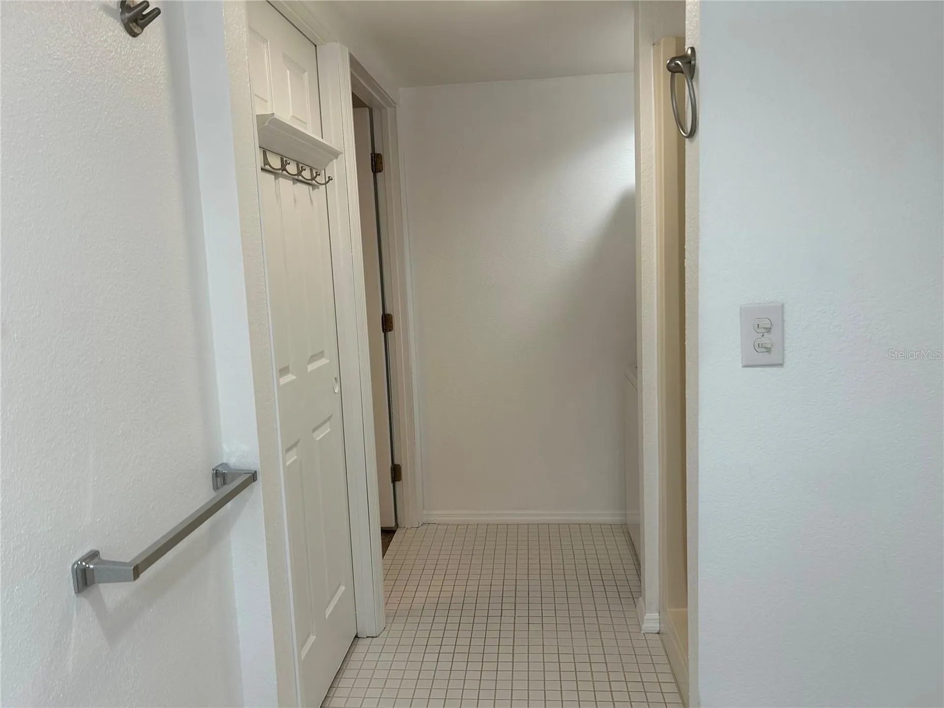 39029 1/2 Kirkland Drive Zephyrhills FL 33542