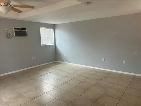 39029 1/2 Kirkland Drive Zephyrhills FL 33542