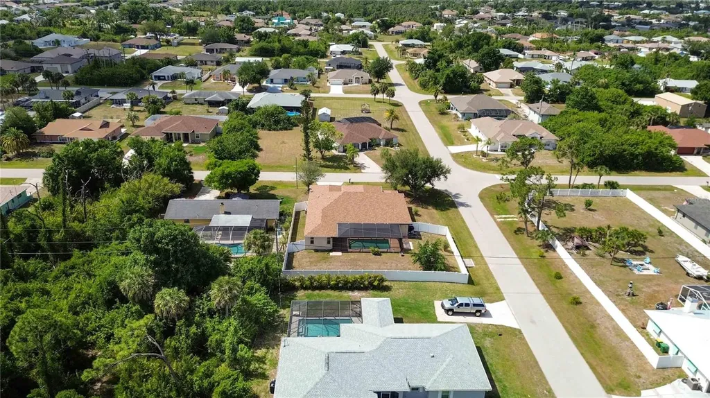 9308 Steubenville Avenue Englewood FL 34224