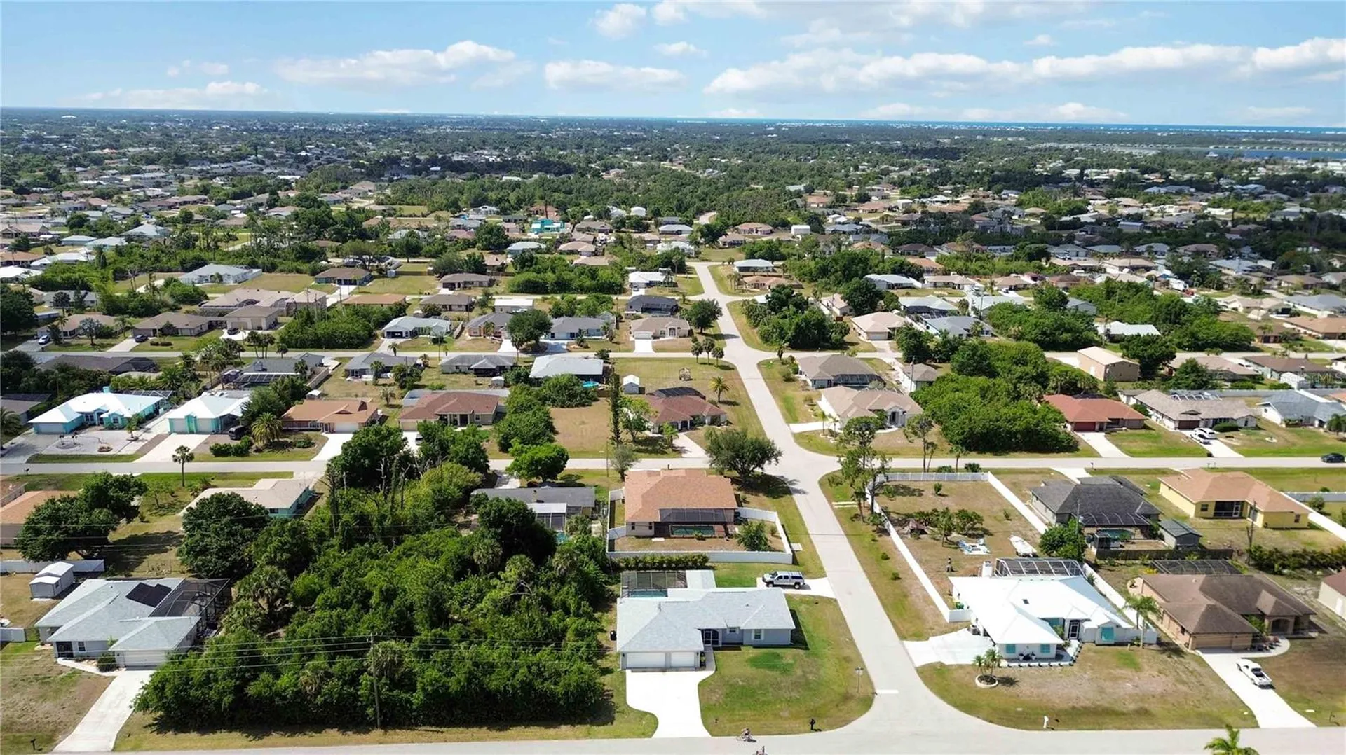 9308 Steubenville Avenue Englewood FL 34224