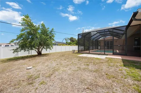 9308 Steubenville Avenue Englewood FL 34224