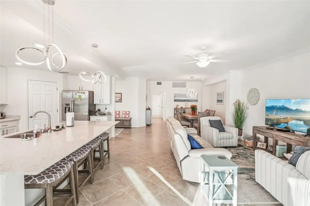 931 Tidewater Shores Loop Bradenton FL 34208