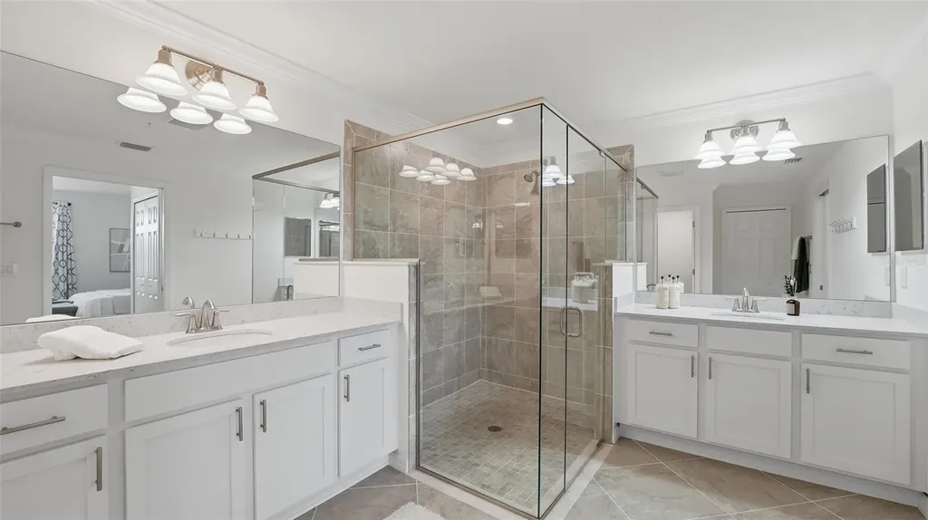 931 Tidewater Shores Loop Bradenton FL 34208