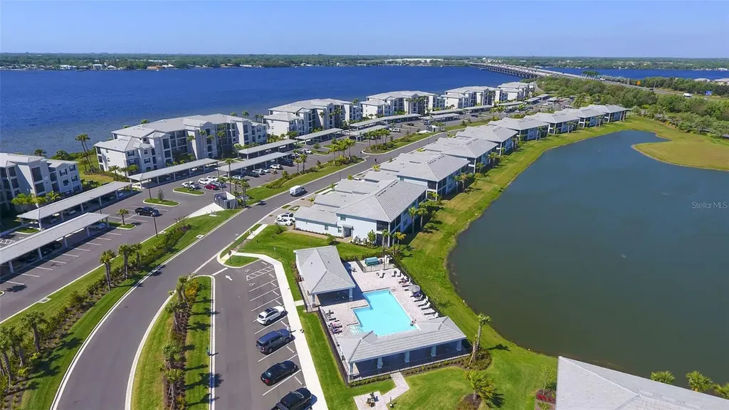 931 Tidewater Shores Loop Bradenton FL 34208