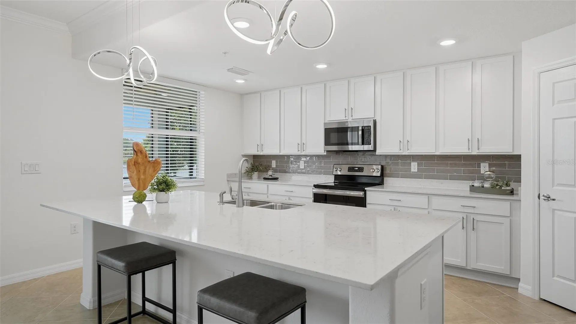 931 Tidewater Shores Loop Bradenton FL 34208