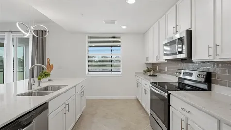 931 Tidewater Shores Loop Bradenton FL 34208