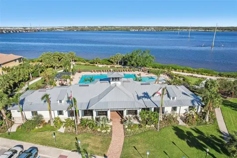 931 Tidewater Shores Loop Bradenton FL 34208