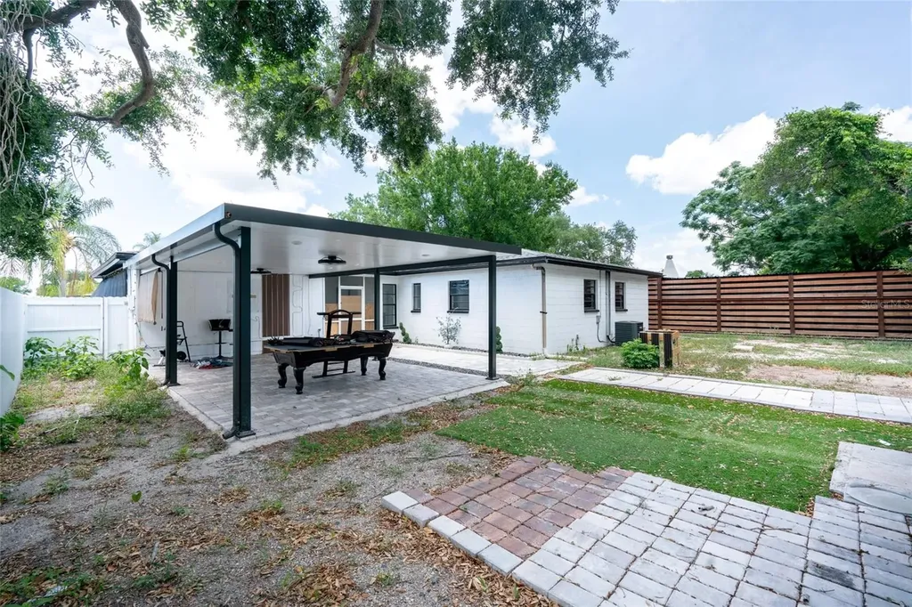 6403 Amundson Street Tampa FL 33634
