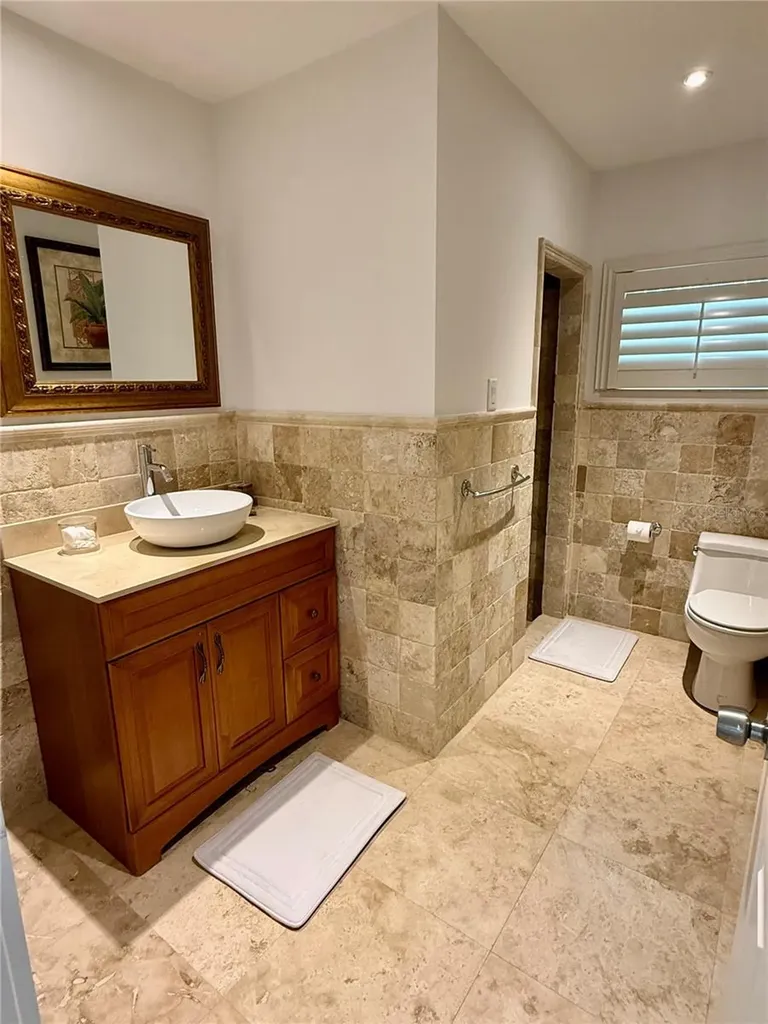 1257 Tree Bay Lane Sarasota FL 34242
