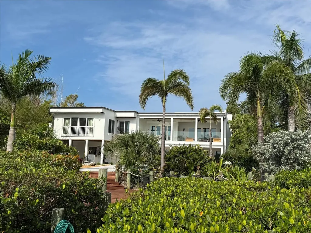 1257 Tree Bay Lane Sarasota FL 34242