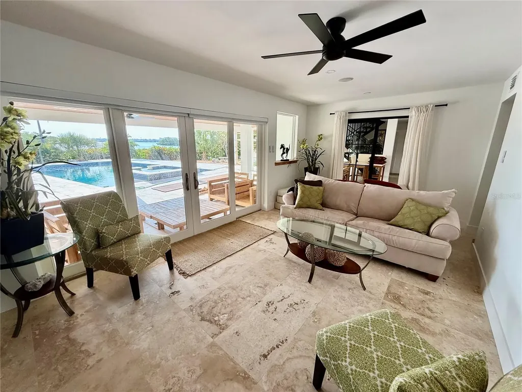 1257 Tree Bay Lane Sarasota FL 34242