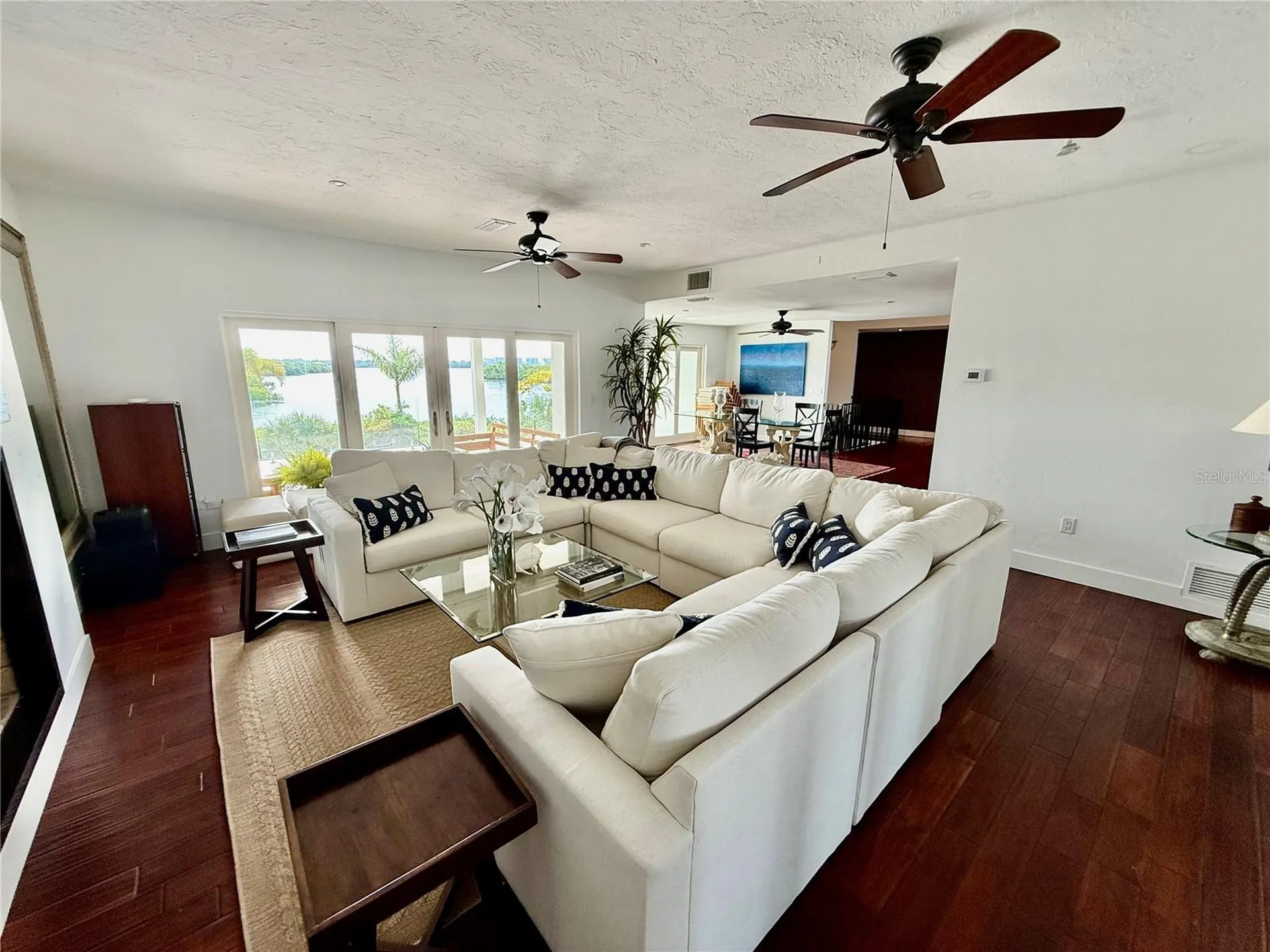 1257 Tree Bay Lane Sarasota FL 34242