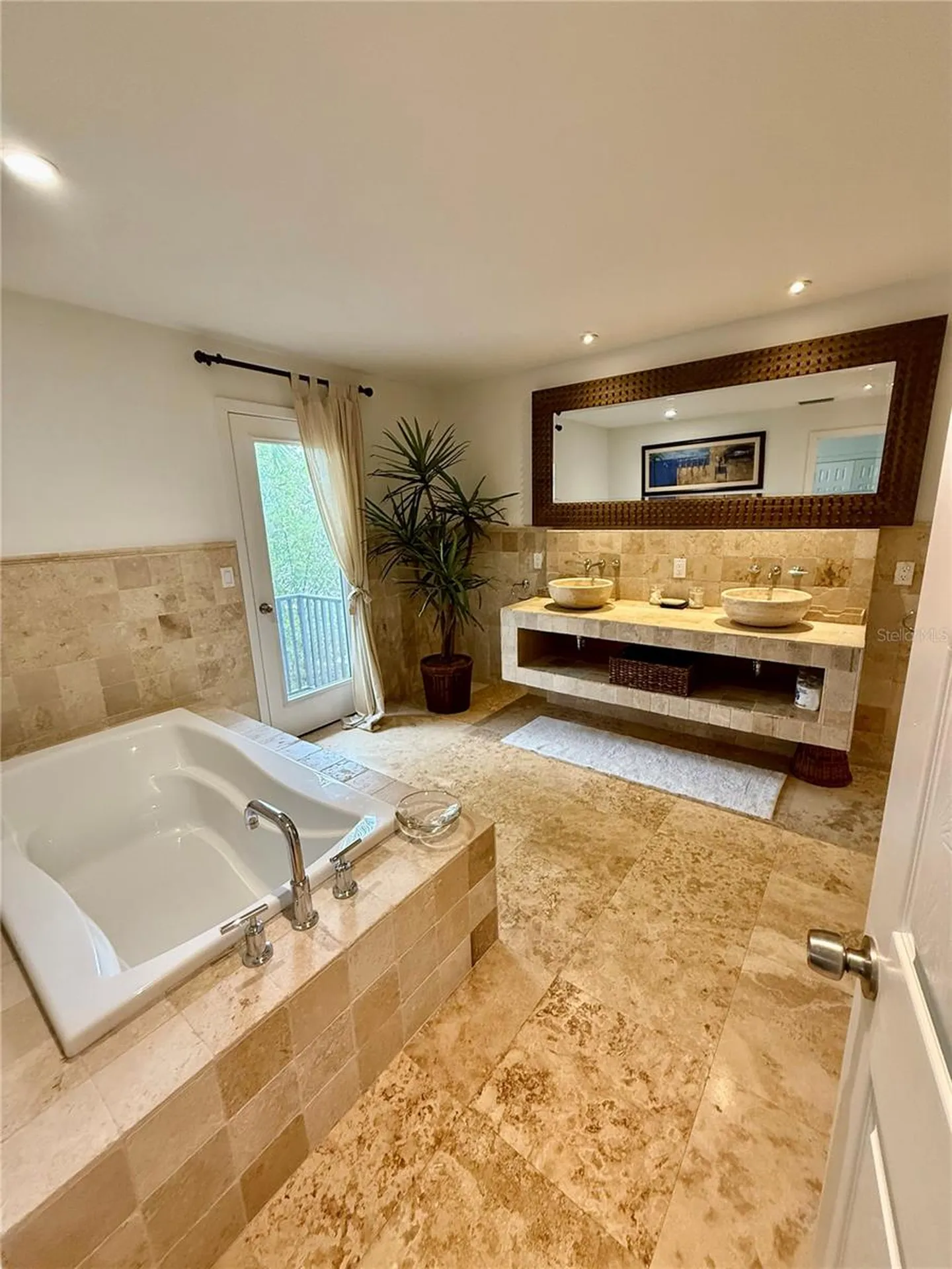 1257 Tree Bay Lane Sarasota FL 34242