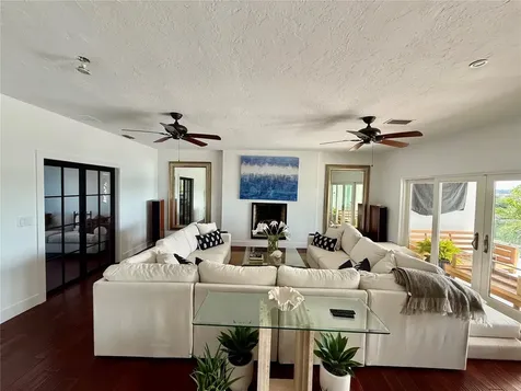 1257 Tree Bay Lane Sarasota FL 34242