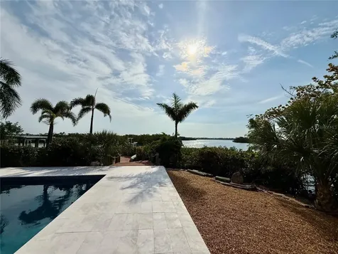1257 Tree Bay Lane Sarasota FL 34242