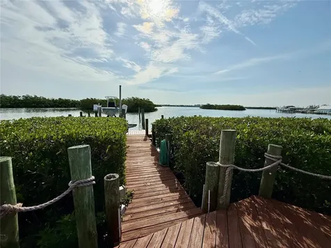 1257 Tree Bay Lane Sarasota FL 34242