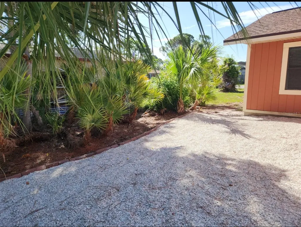 1276 Redstart Road Venice FL 34293