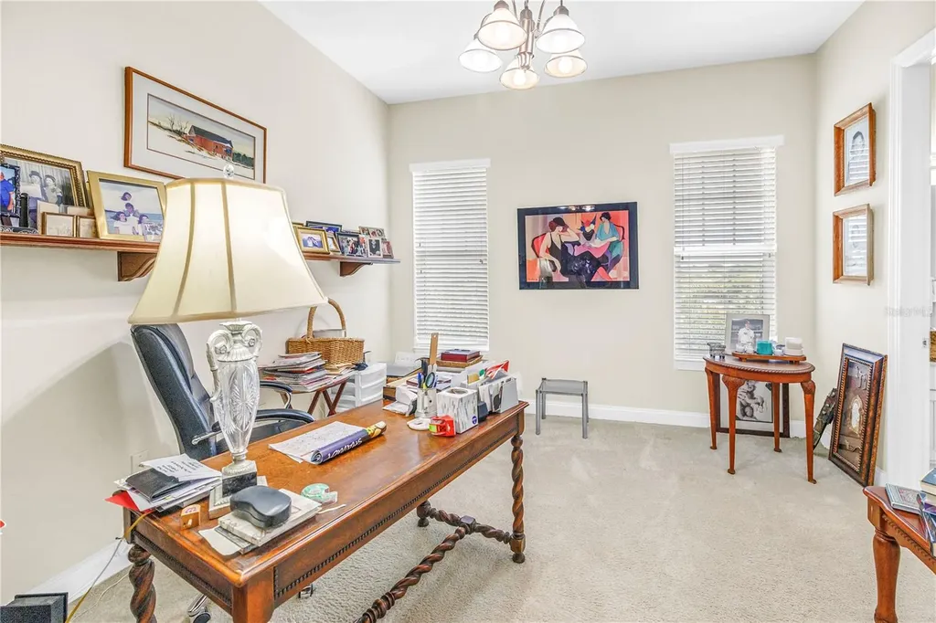 10 Franklin Court S St Petersburg FL 33711
